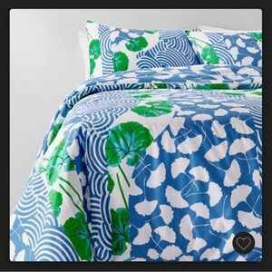 Target x Diane Von Furstenberg Queen/Full Comforter Geranium & Ginko Leaves MWT